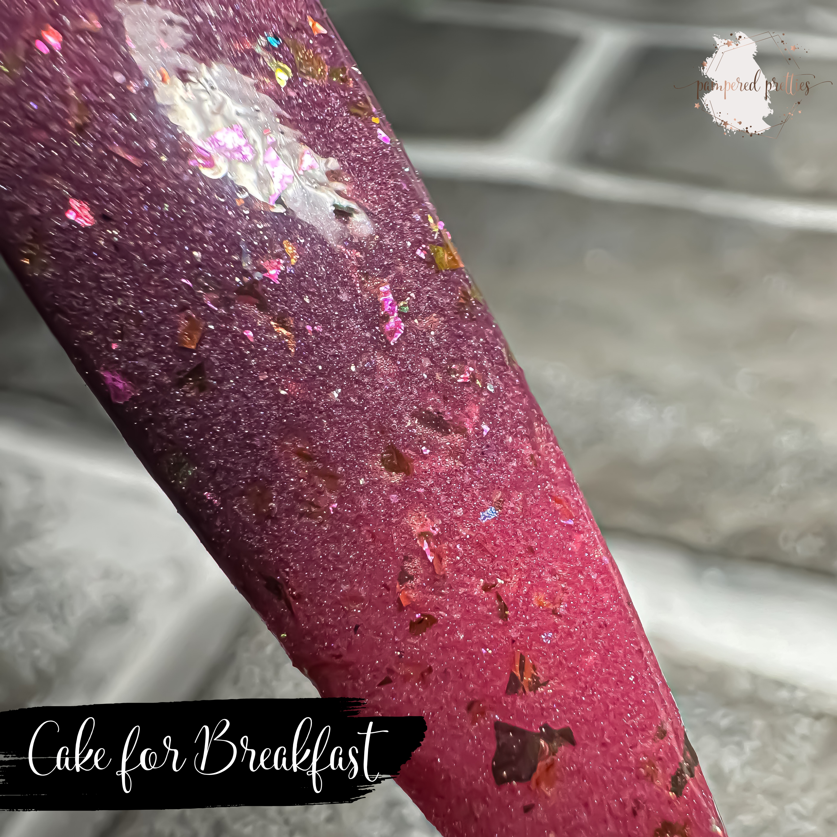 Cake for Breakfast - Thermal Shimmer Flakie Dip Powder