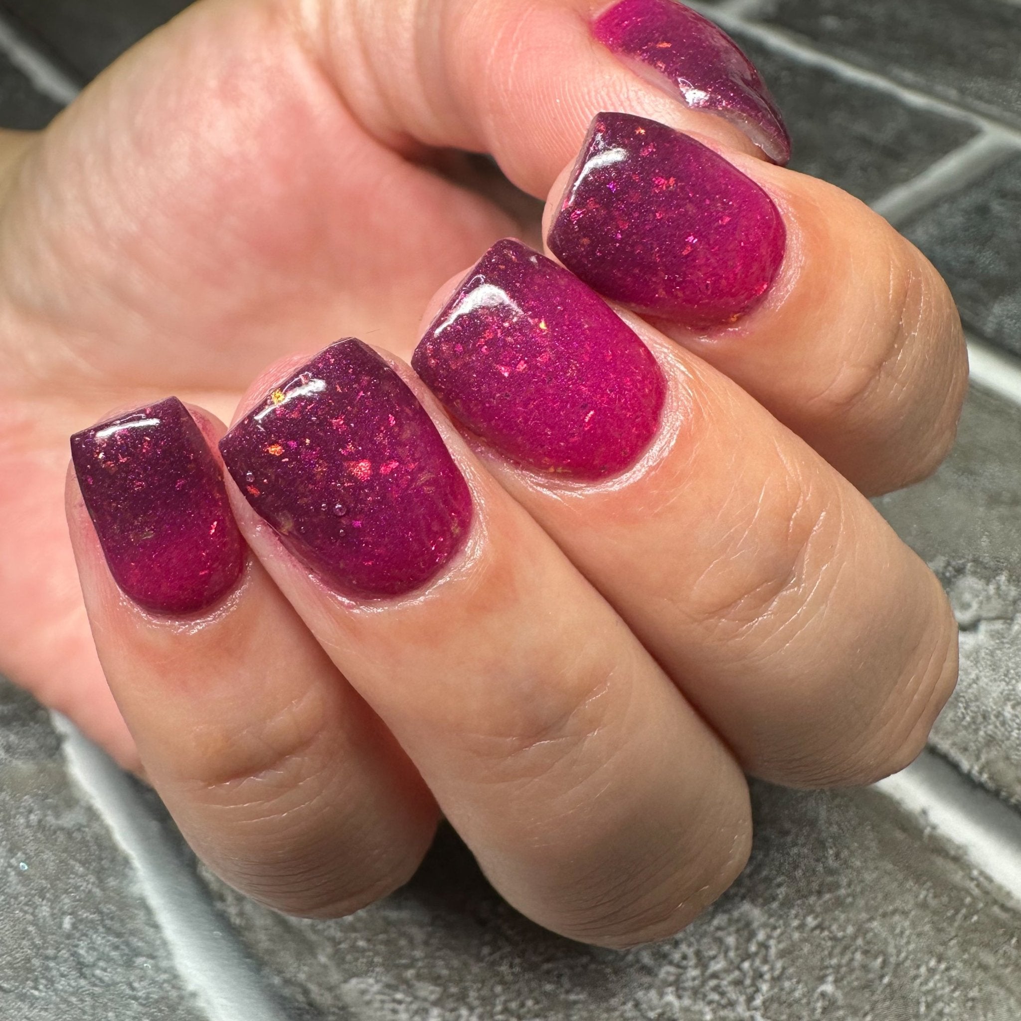 Mulled Wine - Thermal Flakie Dip Powder - Pampered Pretties