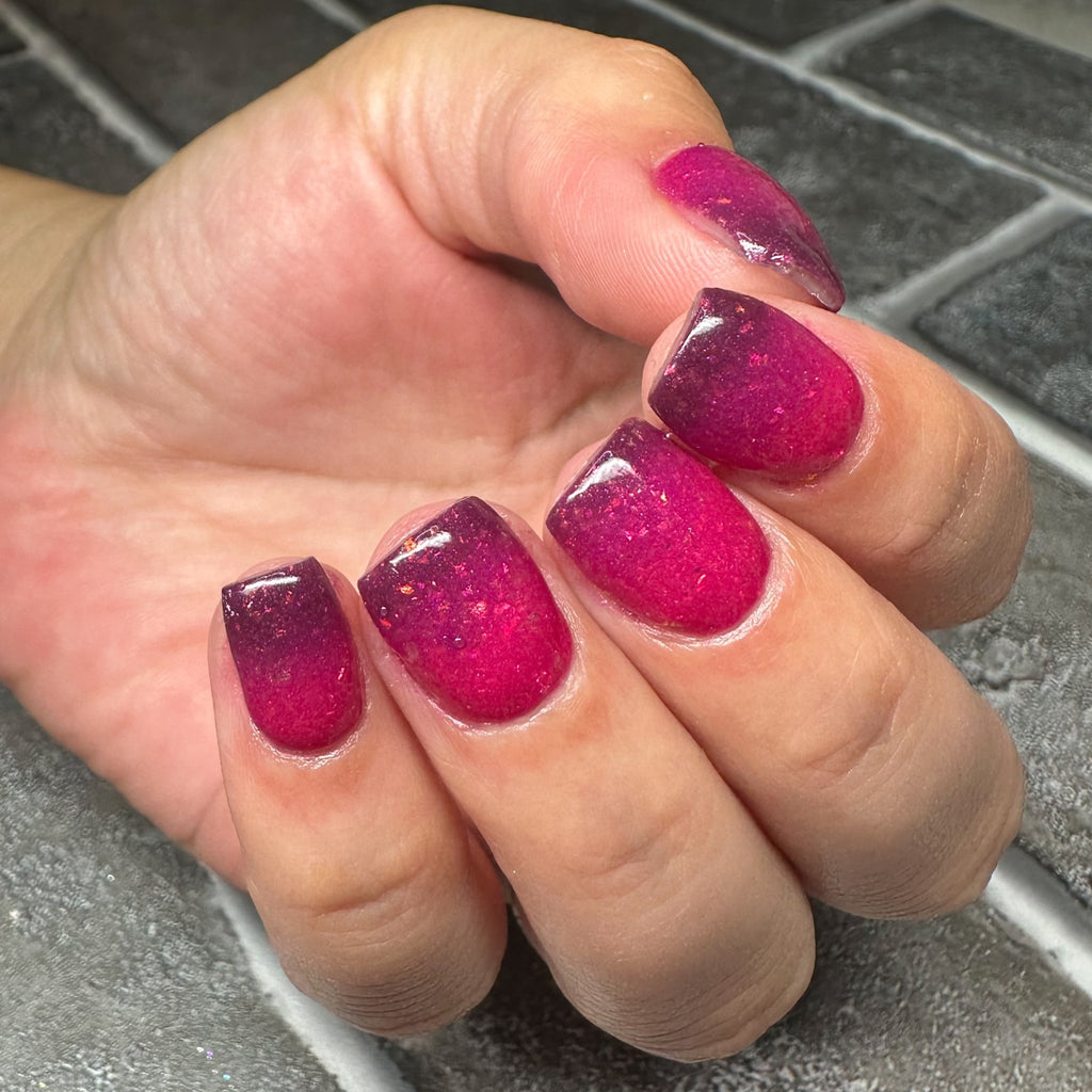 Mulled Wine - Thermal Flakie Dip Powder - Pampered Pretties